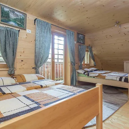 Three-bedroom Holiday In Hébergement de vacances